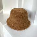 Cozy brown sherpa bucket hat for women made of warm teddy fleece material - M (56-58cm) / Dark Coffee
