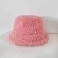 Chic women's pink sherpa lamb wool bucket hat for autumn and winter warmth - M (56-58cm) / Pink