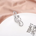 Spilla a chiave di violino argentata con cristalli scintillanti su ceramica - Chiave di Violino Argento