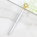 Penna a sfera in metallo argento con grande diamante di cristallo e griffe color oro - Penna a Diamante Luminosa 1.0 / Argento