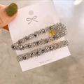 Lot de deux barrettes à cheveux en cristal gris argenté avec strass sur carte - 2 Pièces/Ensemble / Argent