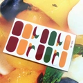 Wasserdichte 3D-Nagelsticker QF-432 mit rot-orange-grünem Patchwork-Design - QF432-Mehrfarbige Punkte