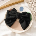 Barrette à cheveux élégante avec triple nœud noir en tissu texturé raffiné - Trois couches Noir