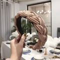 Cerchietto intrecciato rosa con dettagli in catena di metallo dorato per donna - Cachi