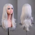 Detalle de peluca cosplay ondulada blanco plateado 70cm con volumen natural y doble vista - Gris Plata