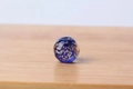 Leuchtende blaue Glasperle mit Goldsand und Sternenmuster für DIY-Schmuckherstellung - 8mm / Dunkelblau