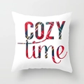 Weißer Kissenbezug mit COZY time Schriftzug im rot grünen Karo Muster Design - COZY time