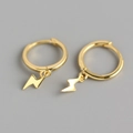 Orecchini a cerchio minimalisti con pendente a fulmine in argento S925 dorato - Argento 925 / Color Oro Giallo (Coppia)