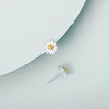 Elegant S925 sterling silver daisy stud earrings in silver and gold minimalist floral style - Sterling Silver Yellow Large (925 Sterling Silver Earring Post)