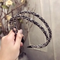 Elegant double-layered headband with black and silver rhinestones on a slim metal base - Black and Gray