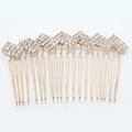 Peigne à cheveux élégant en métal doré avec strass étincelants au design couronne - Style Carré 8830