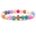 Bracciale in agata colorata con un ciondolo a forma di croce in bronzo vintage - Croce Dorata
