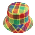 Bovenaanzicht van een klassieke ruitjes vissershoed van rood, geel en blauw geruit katoen - Multicolor Patchwork Grote Ruit (4)
