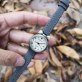 Retro bronze cat ear quartz watch with grey leather strap and luminous dial - Gray (73791)