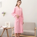 Accappatoio rosa in maglia a nido d'ape per donna con cintura in vita morbida - M / Rosa (Donne)