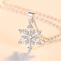 Elegante collana a fiocco di neve in argento S925 con pietre di zircone scintillanti - D135 Pendente Fiocco di Neve Singolo (Argento Sterling 925) / Argento Lucido