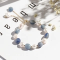 Elegante bracciale in avventurina blu e perle d'acqua dolce con catena d'oro regolabile - Perla Avventurina Blu