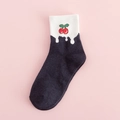 Dunkelblaue Baumwollsocken mit weißem Rand und roter Kirschstickerei für Damen - Einheitsgröße / Kirsche