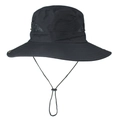 Dettaglio cappello da sole nero con tessuto a rete traspirante e cordino regolabile - Taglia unica / Nero