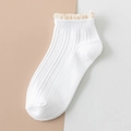 Calzini bianchi a coste con bordo in pizzo beige in stile collegiale giapponese per donna - Taglia unica / Bianco