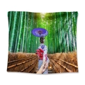 Fodera per cuscino giapponese con donna con ombrello nella foresta di bambù - Signora in Kimono nella Foresta di Bambù / 73X95CM (Spazzolato Transfrontaliero)