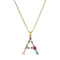 Collana dorata con ciondolo a lettera A e gemme multicolori su una catena sottile - Lettera A