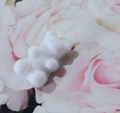 Weißer Gummibärchen-Anstecker im Bonbon-Stil für Rucksäcke und Schulranzen Deko - Weiß