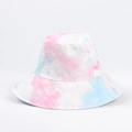 Détail du bob tie-dye rose et bleu montrant la texture coton et les coutures - Bleu Tiffany