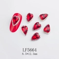 Amuleto de uñas de corazón rojo con cristales iridiscentes para manicura en 3D - Forma de Corazón Roja Base Plateada (5664)