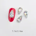 Cristal para uñas en forma de gota con pedrería, acabado irisado, 7.5x12.6mm, tamaño grande - Grande Gota AB Aurora Base Plateada (5679)