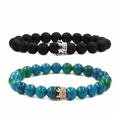 Bracelets de couple en pierre de lave mate et perles turquoise avec pendentifs couronne - Couronne volcan