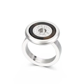 Anillo moderno de acero plateado con incrustación de nácar y detalles de pavé - US 6 / Estilo Circonita Carey Plateada(KR32529-K)