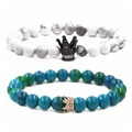 Detail van kroonarmbanden met witte marmeren kralen en blauwgroene natuurlijke stenen - Phoenix-steen & Witte Turkoois Kroonset D