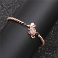 Bracciale a forma di topo in oro rosa con zirconi colorati su supporto nero - Stile catena di perline in metallo oro rosa / Catena di perline oro rosa