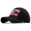 Casquette de baseball en coton noir avec broderie requin 3D et logo Marina & Motel - Noir / Réglable