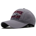 Détail de la casquette en coton gris avec broderie de poisson en relief de haute qualité - Gris / Réglable