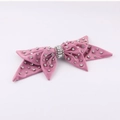 Fermaglio per capelli a fiocco in velluto rosa con strass e cristalli su sfondo bianco - Rosa