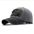 Gewaschene graue Baseballkappe mit Vintage-Skelett-Stickerei und Used-Look-Krempe - Verstellbar / Grau