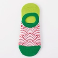 Green and white invisible boat socks with red fan wave pattern and silicone non-slip grip - One Size / Green White Scallop Wave