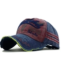 Berretto da baseball vintage con ricamo Rebel e bordi sfilacciati in colori a contrasto - Rosso Vino/Blu Navy
