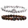 Set di bracciali di coppia in perline di occhio di tigre e howlite con charm a corona - Set Corona d'Argento Howlite Bianca