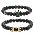 Set aus matt- und glänzend schwarzen Kronen-Perlenarmbändern mit grünen Kristallen - Gun Black Große Krone Grün Zirkon Set