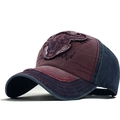 Vintage-Baseballcap aus gewaschener Baumwolle mit Stickerei und Distressed-Details - Burgunderrot