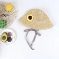 Détail d'un chapeau de paille pour enfants avec tournesol au crochet et rubans à carreaux - Enfants (50-53CM) / Beige