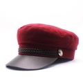 Berretto newsboy vintage in lana bordeaux con tesa in pelle e bottone argento - M (56-58cm) / Borgogna