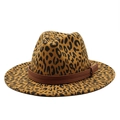 Dames fedora hoed met luipaardprint, brede rand en bruine leren decoratieve band - M (56-59cm) / Donkeroranje