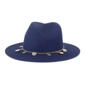 Sombrero de paja azul marino con cadena dorada y colgantes de conchas para sol de playa - 58cm / Azul Marino
