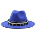 Dettaglio del cappello fedora blu reale con nappe a frangia e monete di bronzo vintage - Blu Zaffiro