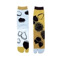 Detailed view of colorful Tabi split-toe socks featuring cute chestnut jacquard patterns - 35-41 / Yellow Chestnut