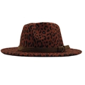 Cappello fedora classico con stampa leopardata in feltro rosso mattone e fibbia marrone - M (56-58cm) / Borgogna